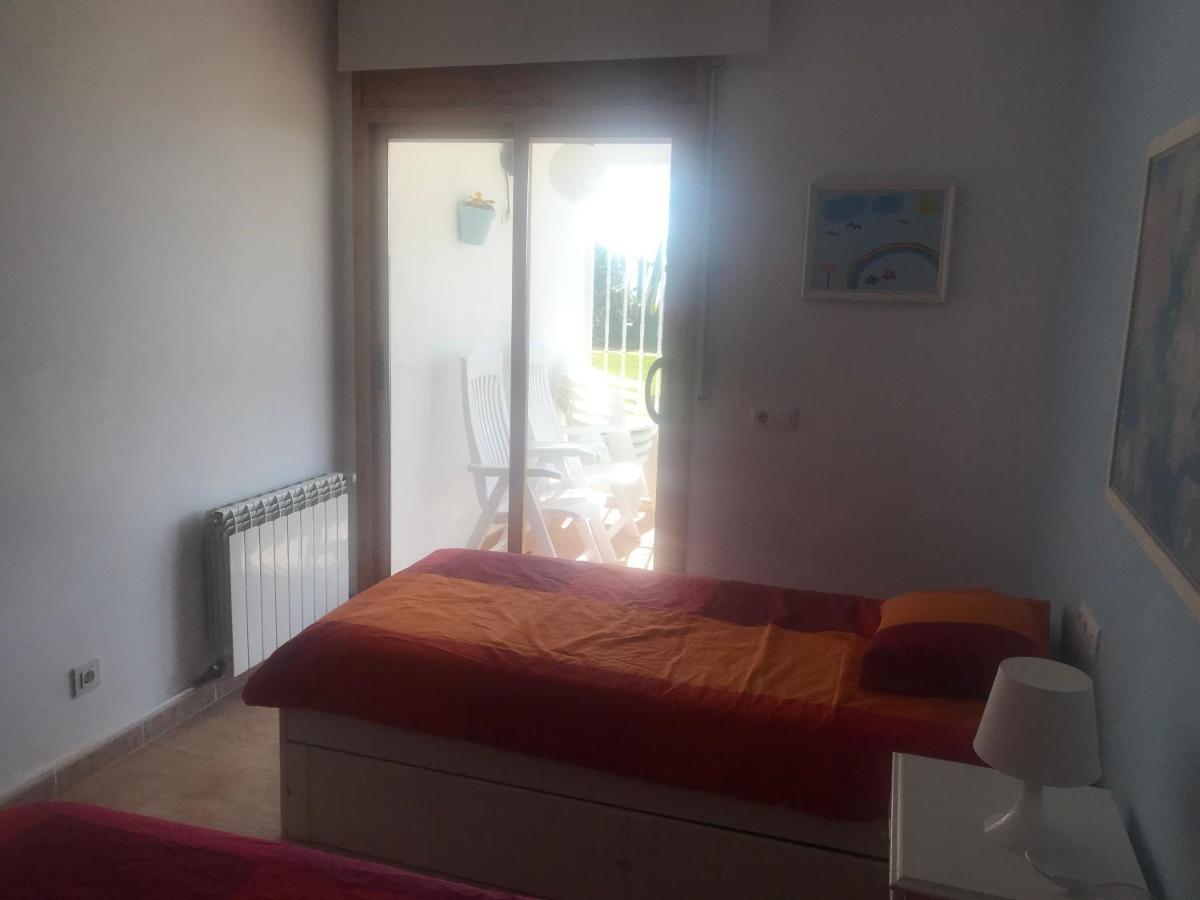 Amazing In Front Of The Sea Apartment Coma-ruga Bagian luar foto