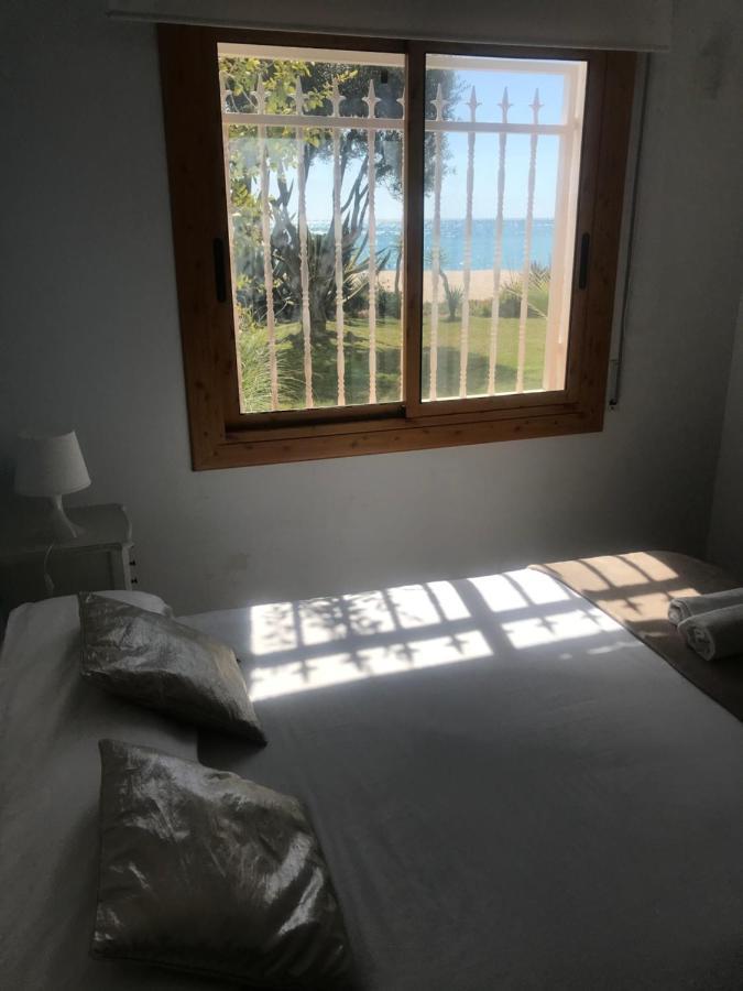 Amazing In Front Of The Sea Apartment Coma-ruga Bagian luar foto